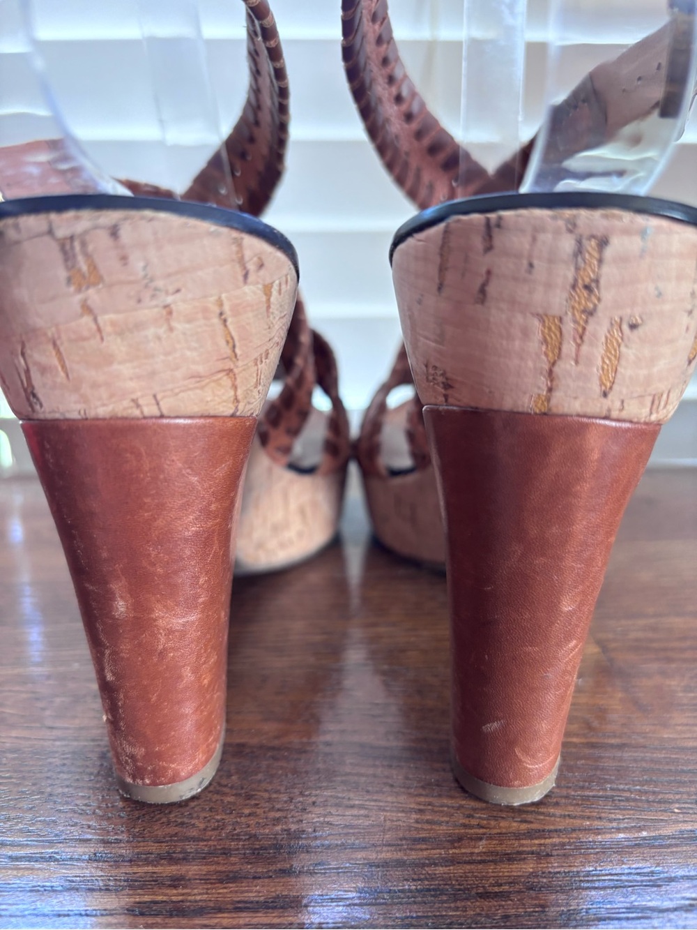 Size 8 leather heels - Picture 6 of 13